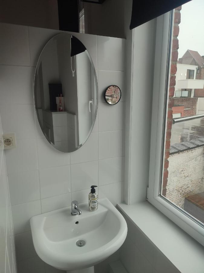 Het Kapittel Bed and Breakfast Ieper Exteriör bild